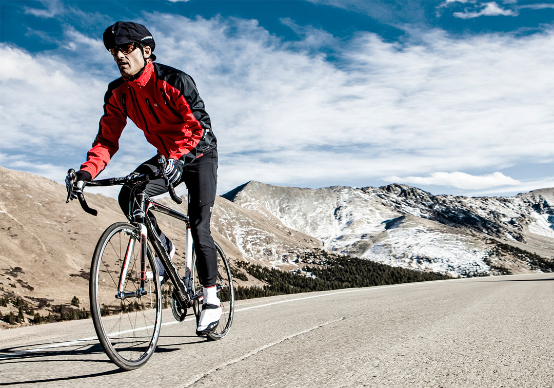 Pearl Izumi cyclist on mountain